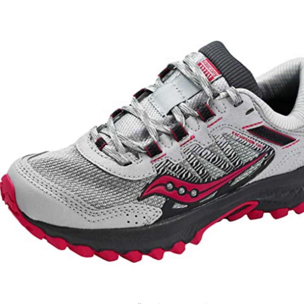 NEW Saucony Women's Versafoam Excursion Tr13 Running Shoe